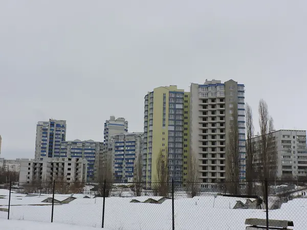 Жилые дома на улице Джерельной в Харькове