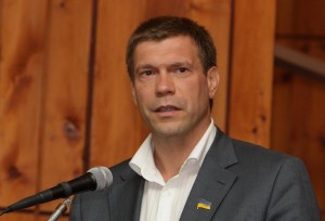 1391443348_carev